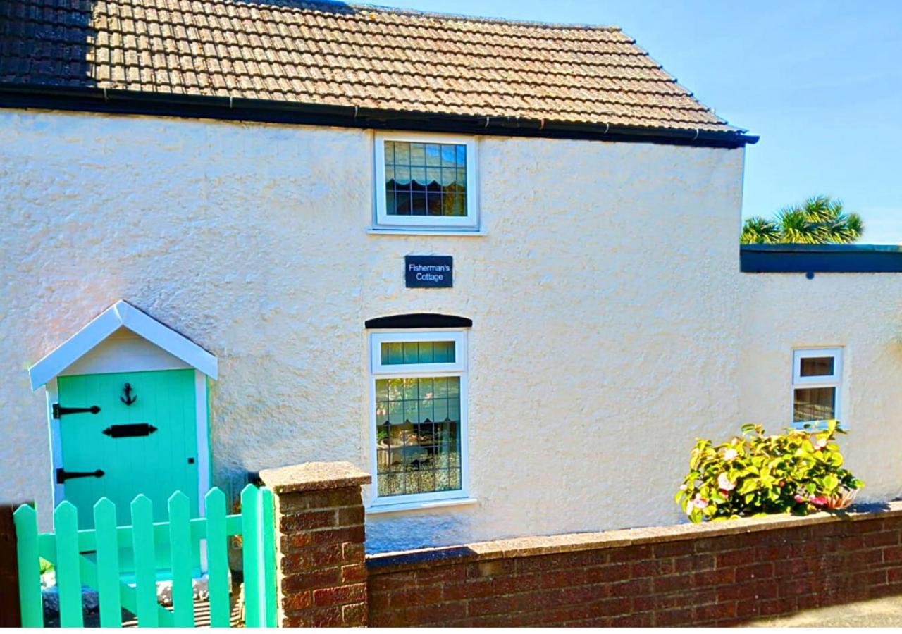 Romantic Lakeside Cottage By The Beach! With Super Cosy Log Burner! The Perfect Escape To Your Home From Home By The Sea! So Relaxing - You Won'T Want To Leave! Pet Friendly! Mablethorpe Eksteriør billede